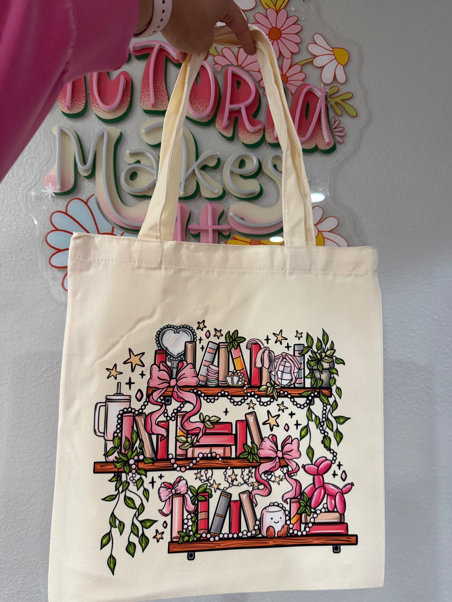 Book shelves tote bag