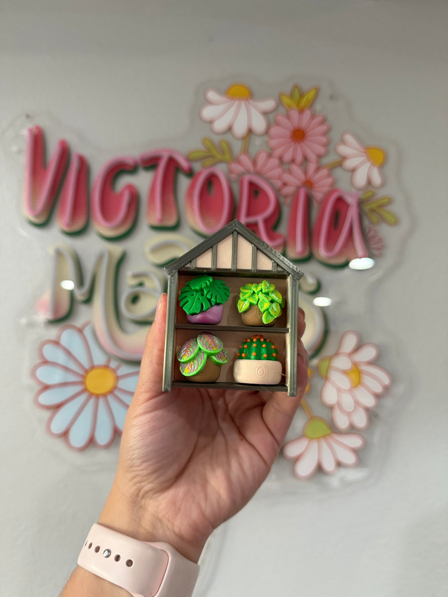 Small greenhouse clicker 2