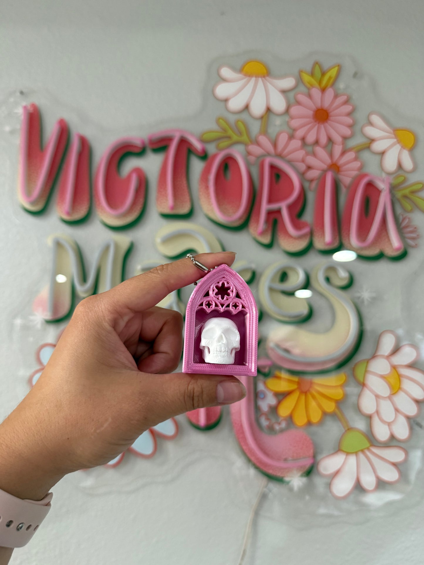 Pink gothic frame skull