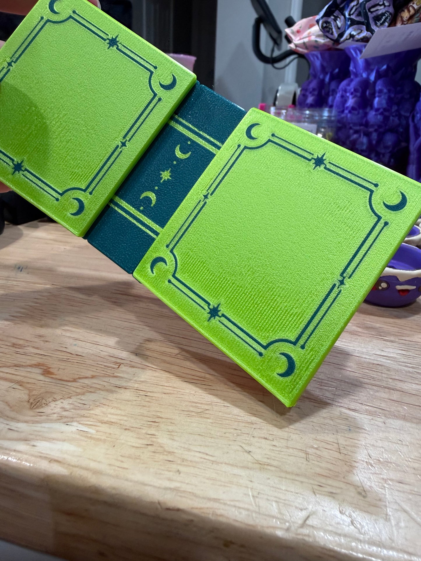 Chocolate box clicker