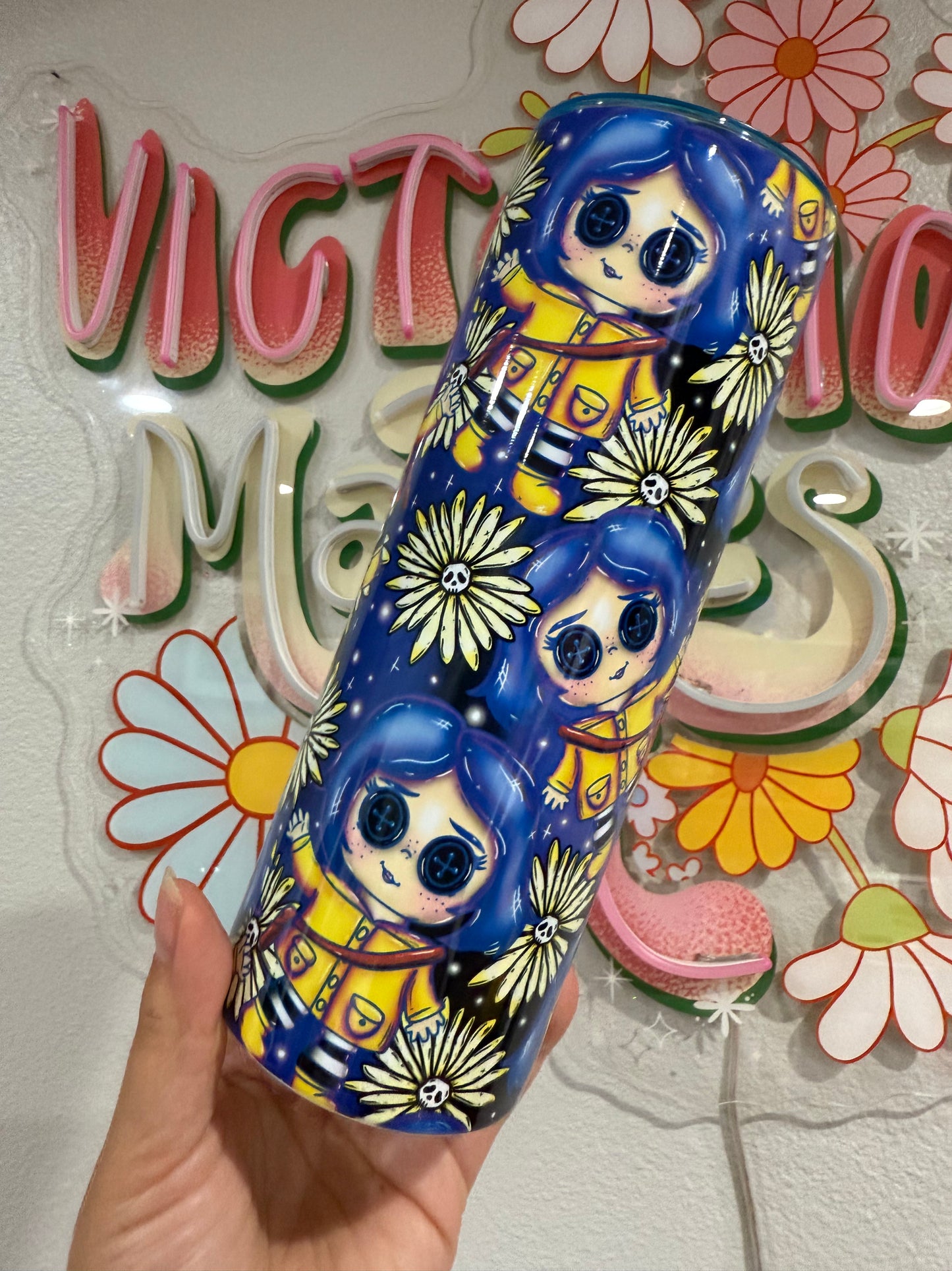 Floral skulls Coraline