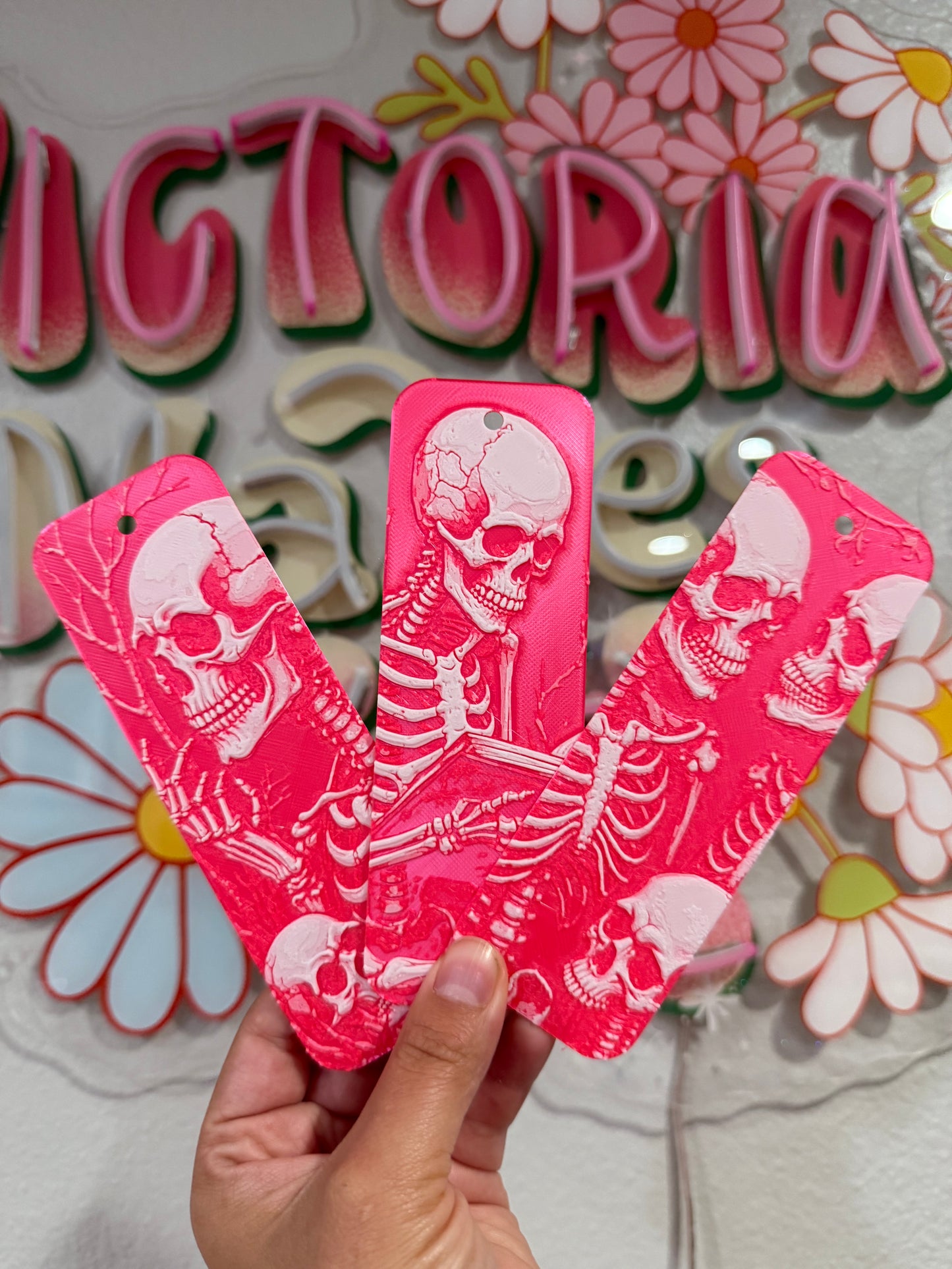 Skeleton bookmark