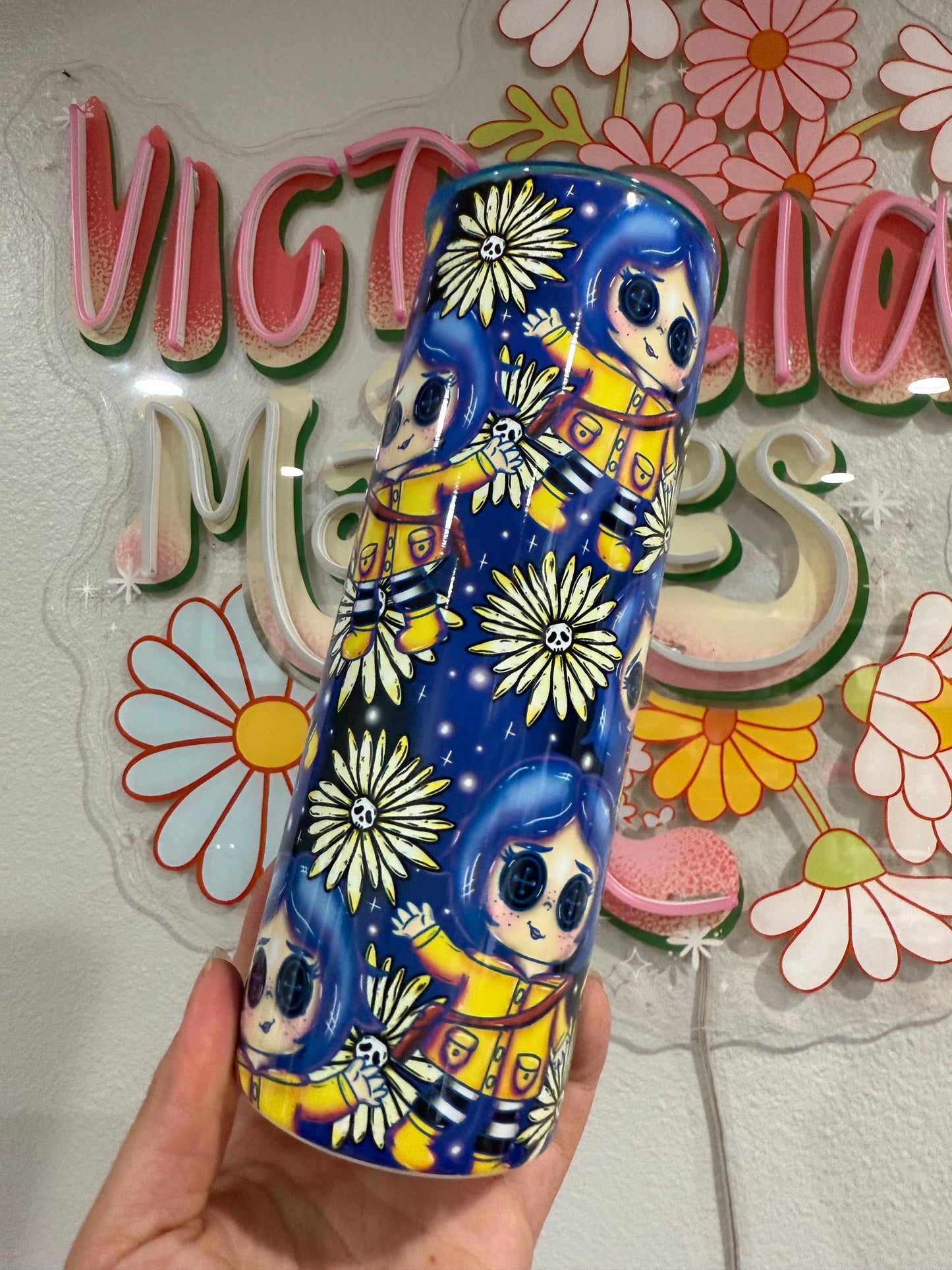 Floral skulls Coraline