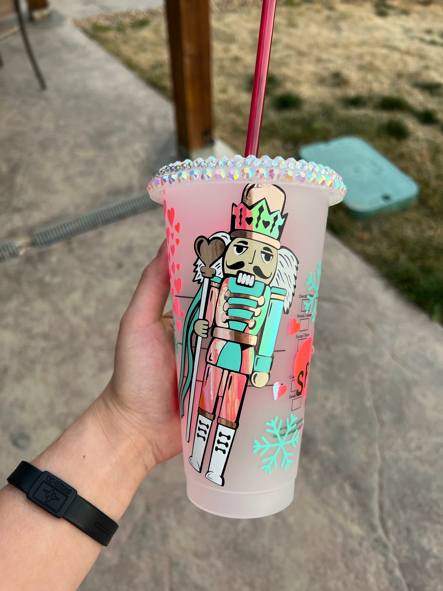 Nutcracker cold cup