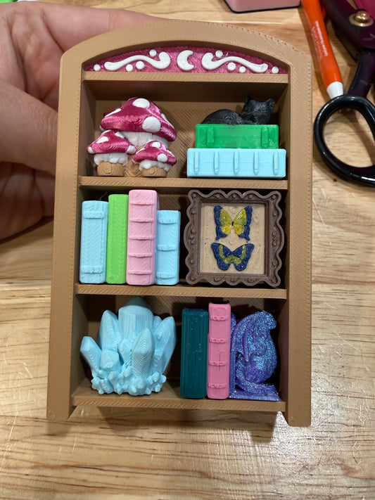 Large Bookshelf clicker