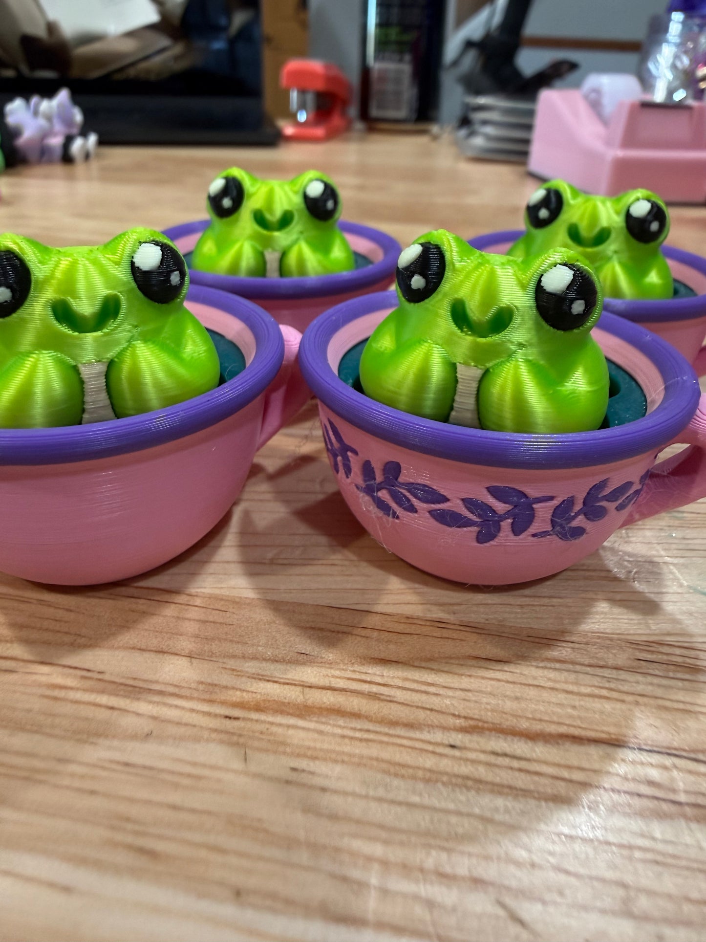 Teacup frog