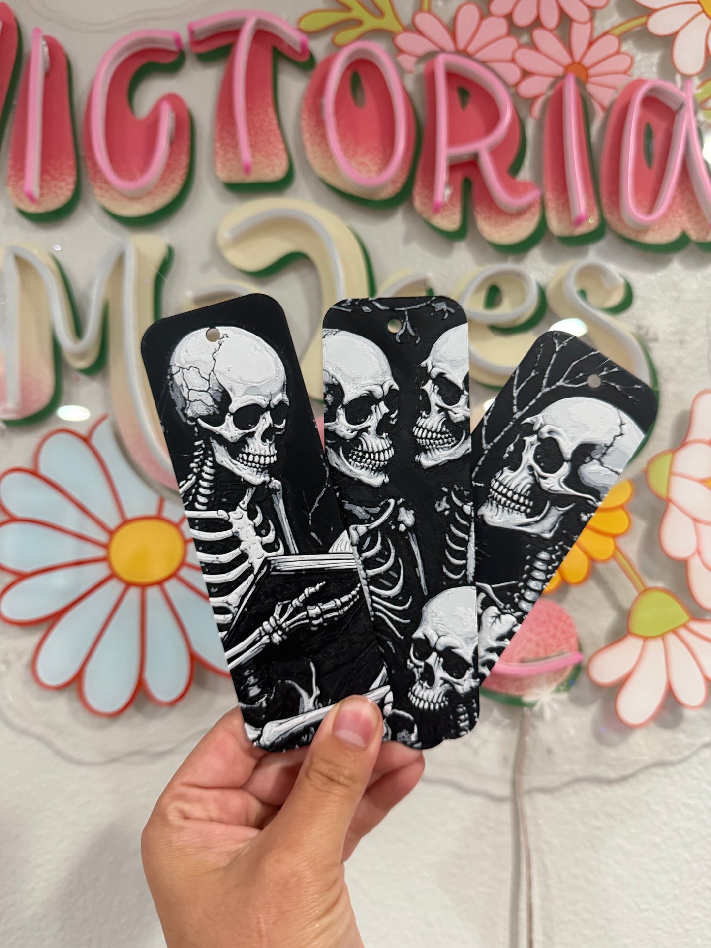 Skeleton bookmark