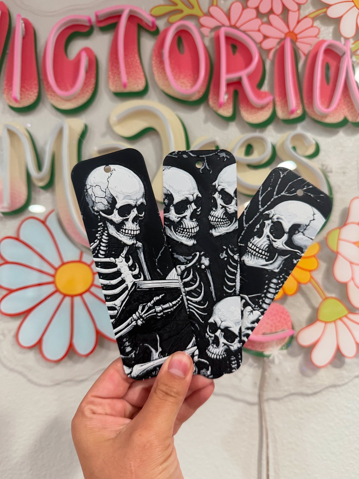 Skeleton bookmark