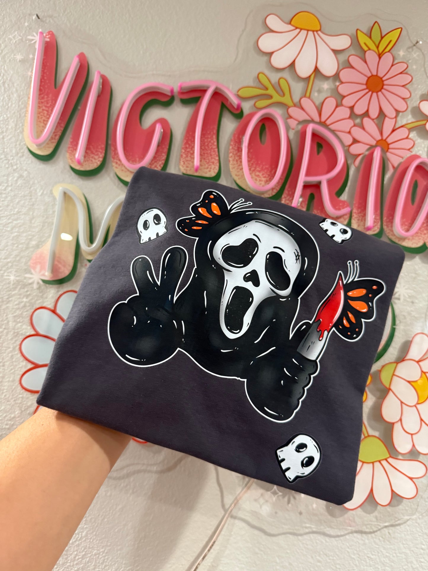 Adult medium tee