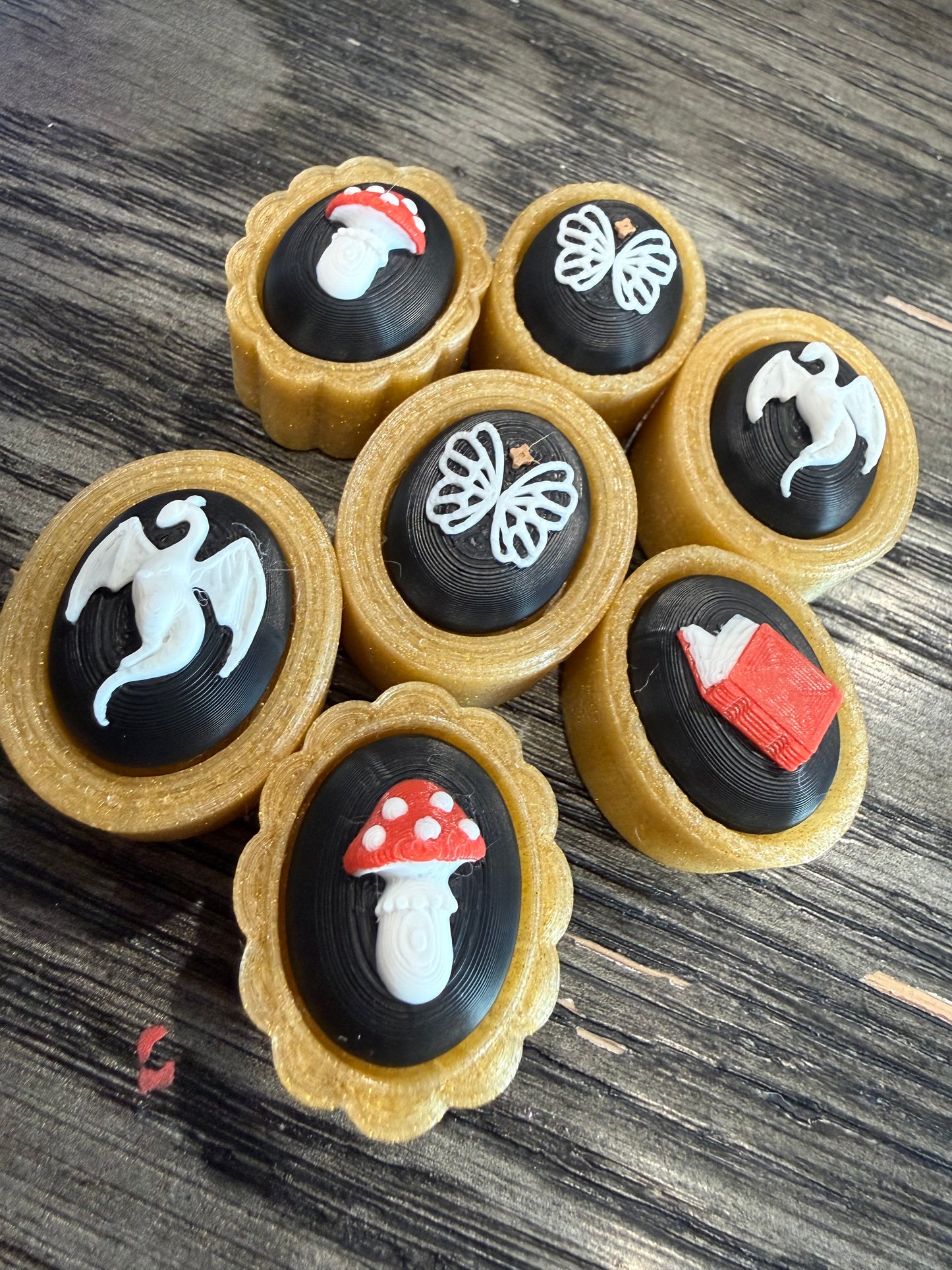 Frame Bookish clickers