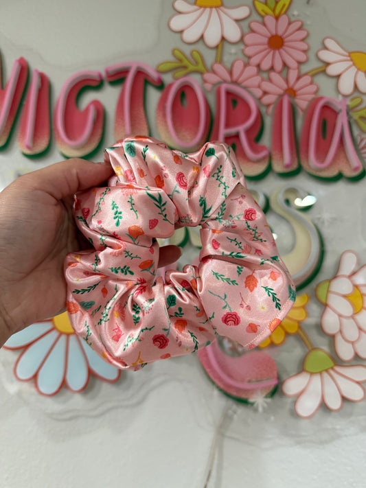 Spring florals scrunchie