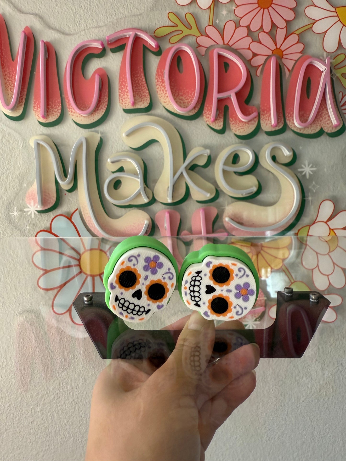 Sugar skull clicker