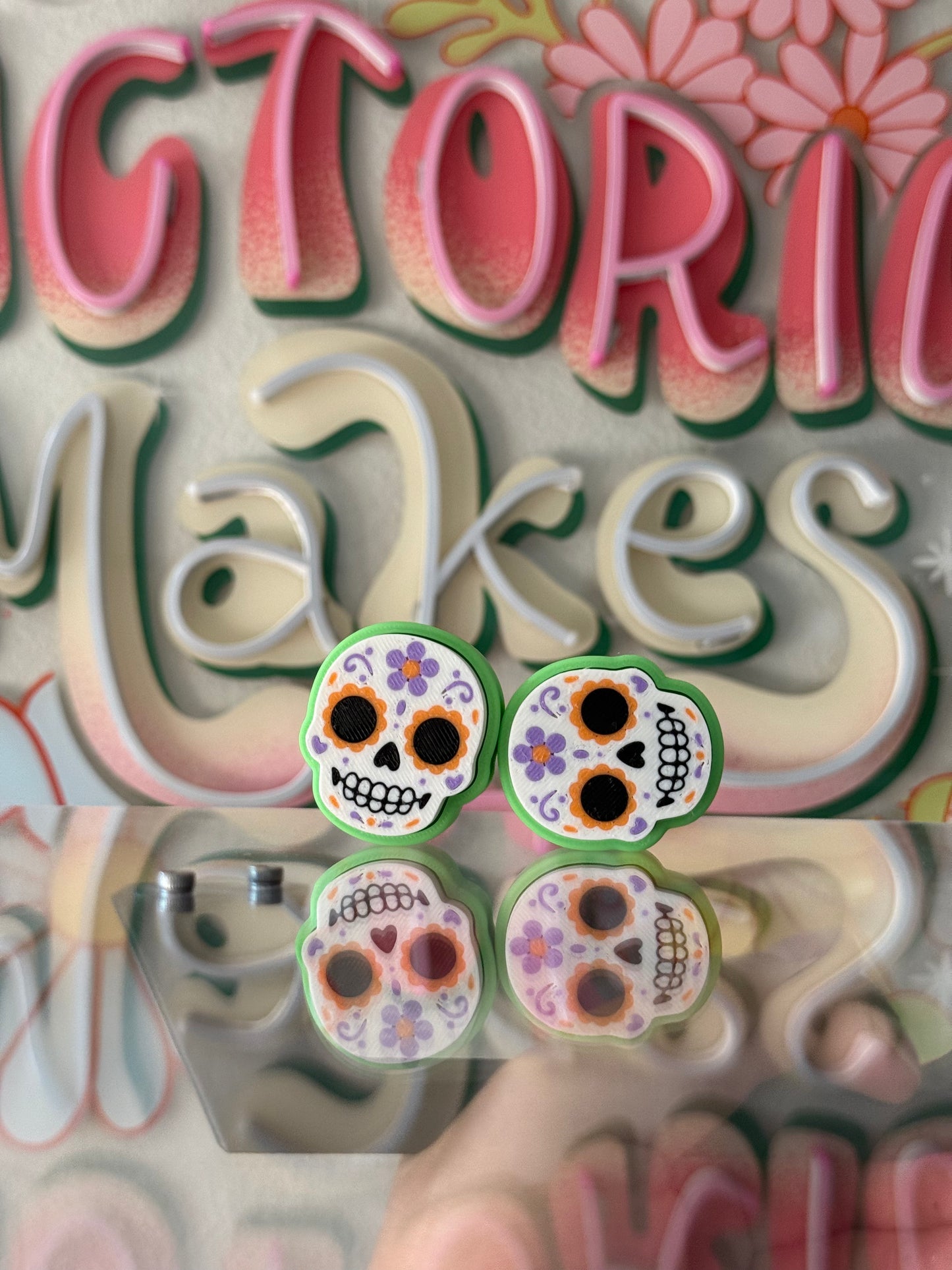 Sugar skull clicker