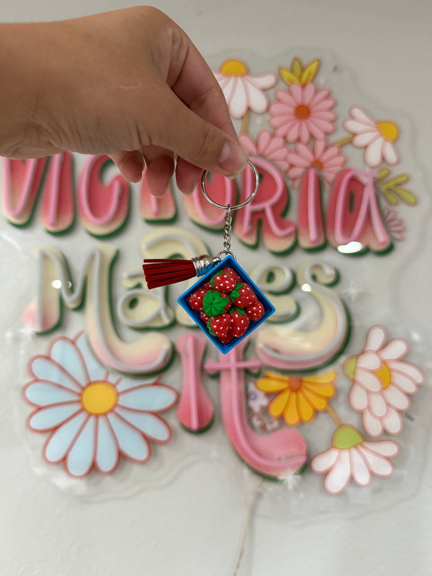 Strawberry basket clickers blue