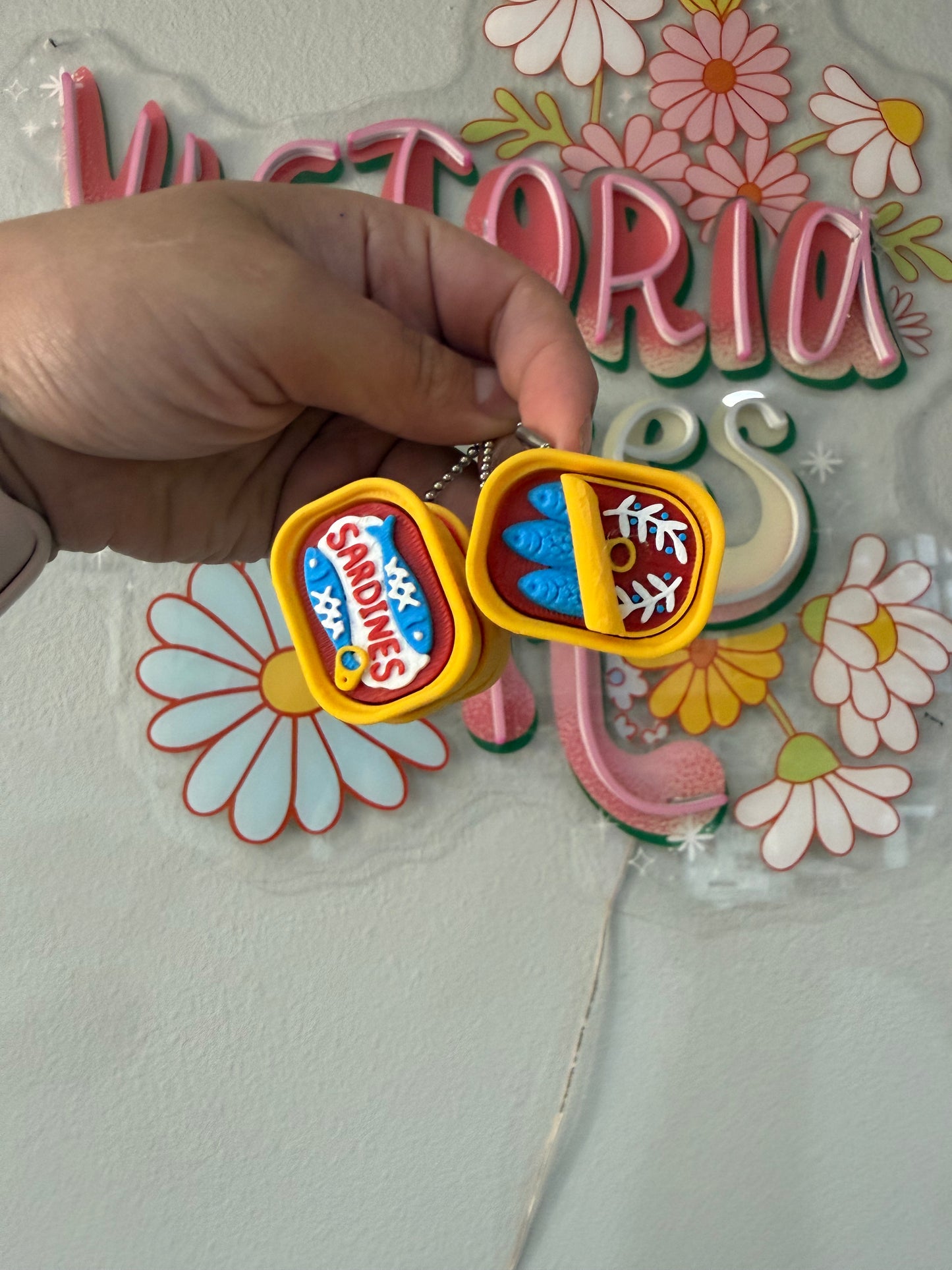 Mini sardine clickers