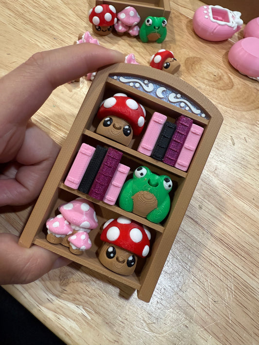 Large Bookshelf clicker